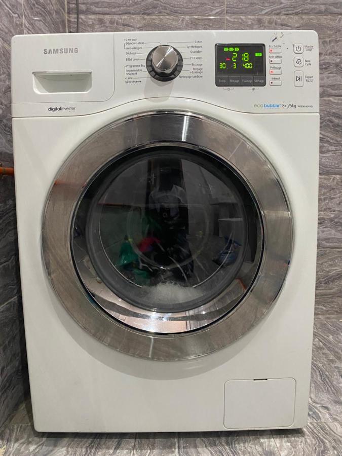 Apartament Chez El Hadji Et Hamidou Dakar Zewnętrze zdjęcie